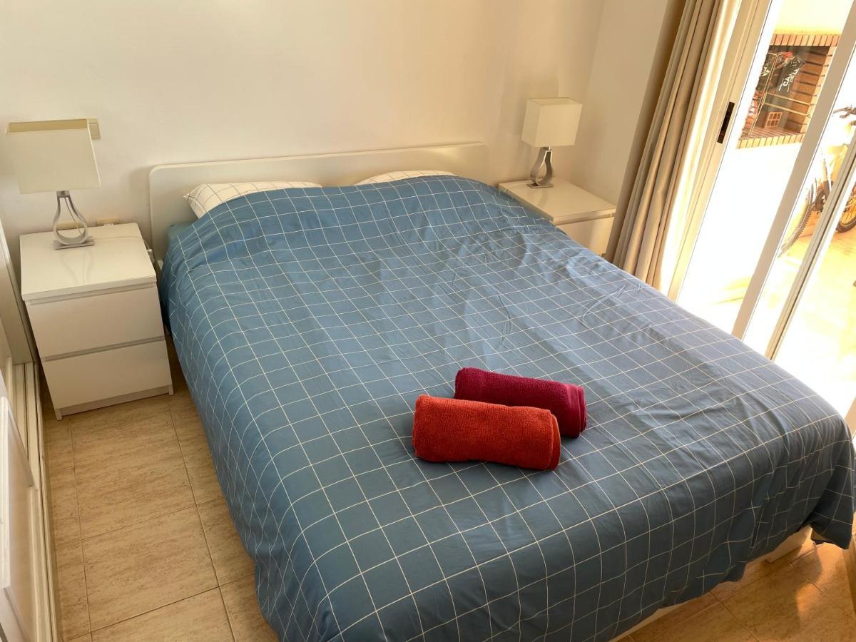 Beautiful Holiday Apartment 2 Bedroom Beach And Pool Malaga Marbella Calahonda Royale Mijas Costa Spain ภายนอก รูปภาพ